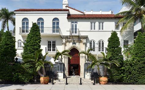 casa versace miami beach indirizzo|versace home in miami.